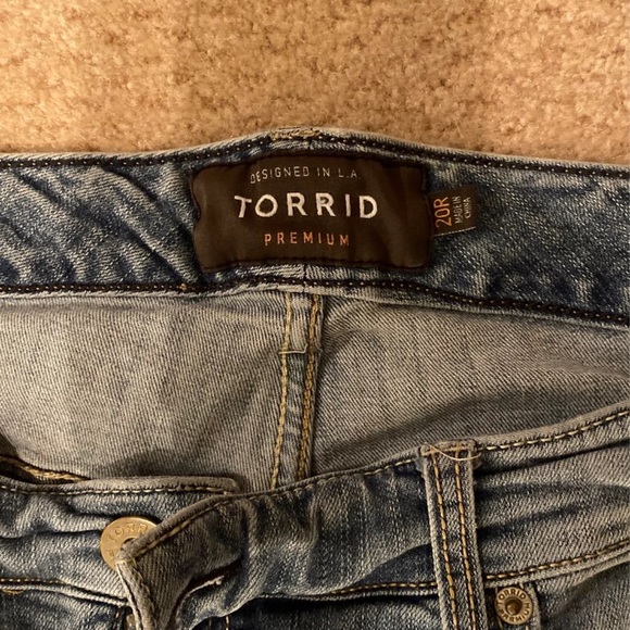 Torrid jeans - Picture 2 of 3